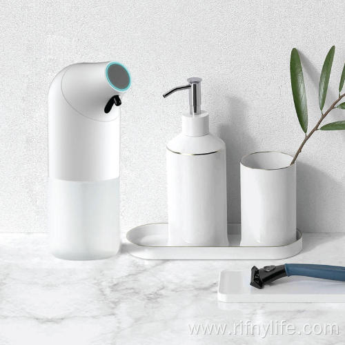 touchless soap dispenser umbra otto